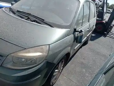Veicolo di demolizione renault scénic ii (jm0/1_) 1.6 (jm0c, jm0j, jm1b) dell'anno 0 alimentato k4m761