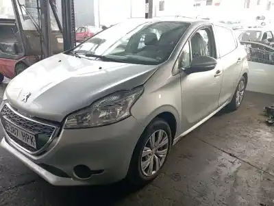Scrapping Vehicle peugeot 208 style of the year 0 powered hm01
