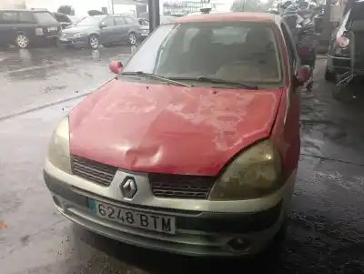 Veículo de Sucata renault clio ii fase ii (b/cb0) 1.9 dti diesel 80 cv / 59 kw do ano 0 alimentado f9q780