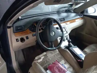 Veículo de Sucata volkswagen passat berlina (3c2) highline do ano 0 alimentado bkp