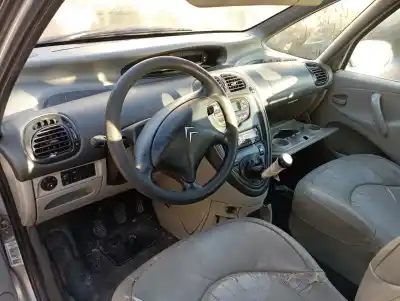 Vehicul casat citroen xsara picasso 1.6 sx al anului 0 alimentat nfv