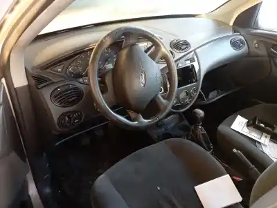 Veículo de Sucata ford focus berlina (cak) ambiente do ano 0 alimentado ffda