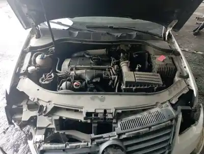 Veículo de Sucata volkswagen passat berlina (3c2) highline do ano 0 alimentado bkp