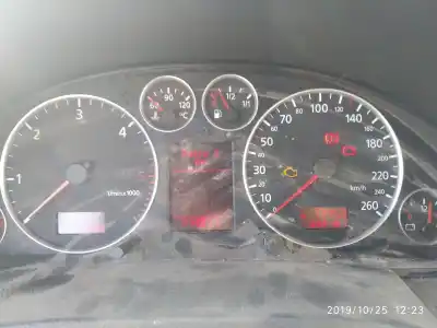 Scrapping Vehicle AUDI A6 AVANT (4B5) 2.5 TDI of the year 2001 powered 4T