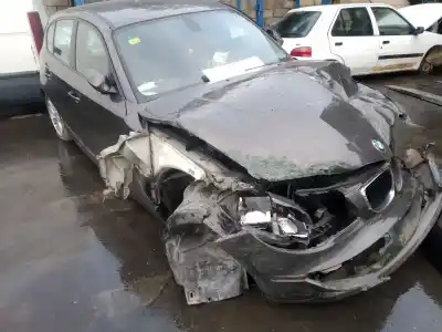 Veículo de Sucata bmw serie 1 berlina (e81/e87) 118d do ano 2007 alimentado n47d20a