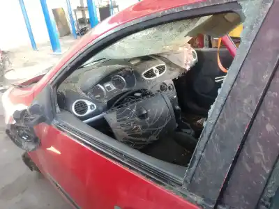 Veículo de Sucata renault clio iii exception do ano 2009 alimentado d4f740