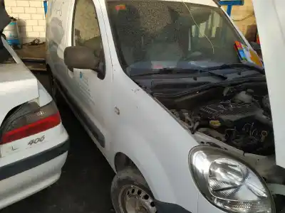 Veicolo di demolizione renault kangoo authentique dell'anno 2008 alimentato k9k800