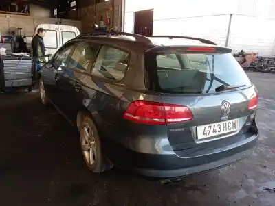 Véhicule à la ferraille volkswagen passat variant (365) advance 4motion bluemotion de l'année 0 alimenté cffb