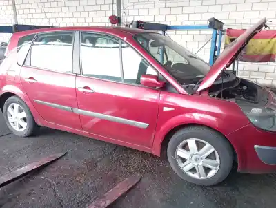 Veicolo di demolizione renault scenic ii grand confort authentique 135 cv / 99 kw dell'anno 0 alimentato f9q812