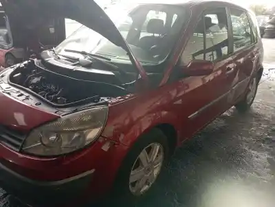 Veículo de Sucata renault scenic ii grand confort authentique 135 cv / 99 kw do ano 0 alimentado f9q812