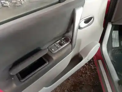 Veículo de Sucata renault scenic ii grand confort authentique 135 cv / 99 kw do ano 0 alimentado f9q812