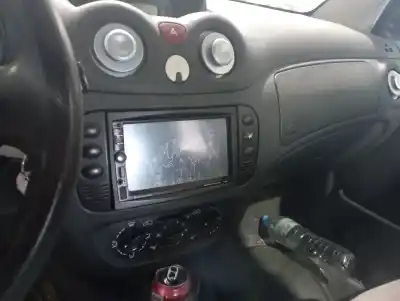 Veículo de Sucata citroen c2 audace do ano 0 alimentado hfx