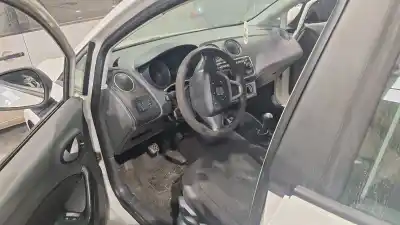 Veículo de Sucata seat ibiza iii (6l1) 1.4 tdi do ano 0 alimentado bnm