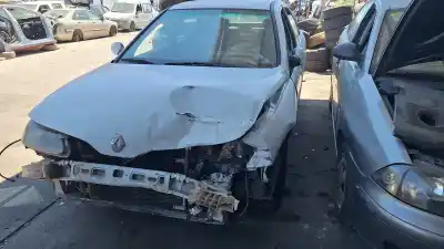 Véhicule à la ferraille RENAULT LAGUNA (B56) 1.6 16V RT de l'année 0 alimenté K4M720