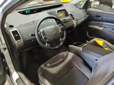 Здавання транспортного засобу toyota prius nhw20 sol року 0 потужний 1nzee