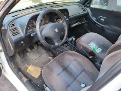 Здавання транспортного засобу peugeot 306 berlina 3/4/5 puertas (s2) boulebard року 0 потужний wjz
