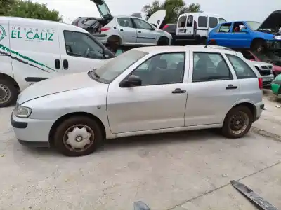 Sloopvoertuig seat ibiza ii (6k1) 1.4 i van het jaar 0 aangedreven aud