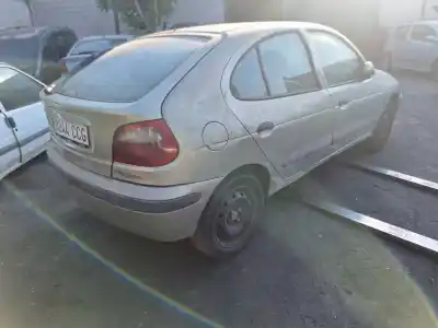 Hurda Aracı RENAULT MEGANE I CLASSIC (LA0/1_)  Yılın 0 güçlü F9Q744