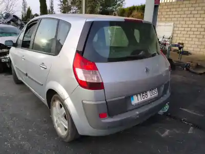 Verschrottungsfahrzeug RENAULT SCENIC II  des Jahres 0 angetrieben K9K728