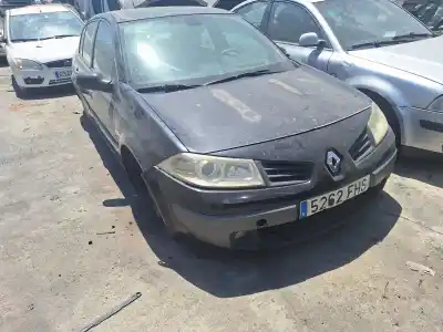 Veicolo di demolizione RENAULT MEGANE II GRANDTOUR  dell'anno 0 alimentato F9Q803