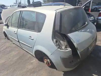 Scrapping Vehicle RENAULT SCENIC II  of the year 0 powered F9Q812
