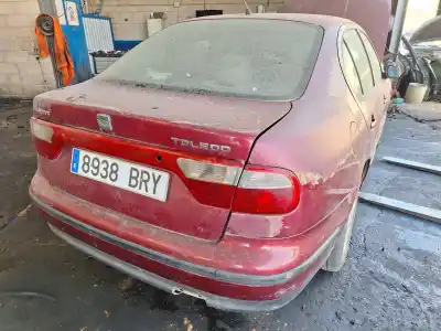 Véhicule à la ferraille SEAT TOLEDO II (1M2)  de l'année 0 alimenté ASV