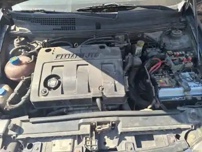 Véhicule à la ferraille fiat stilo (192) 1.9 jtd / 1.9 jtd 115 active de l'année 0 alimenté 