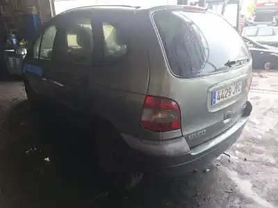 Sloopvoertuig renault scenic (ja..) 1.9 dci authentique 102 cv / 75 kw van het jaar 0 aangedreven 