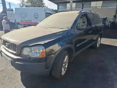 Veículo de Sucata volvo xc90 2.4 diesel cat do ano 0 alimentado 