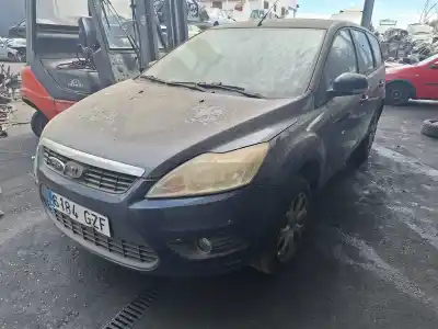 Véhicule à la ferraille ford focus turnier (cb4) trend de l'année 0 alimenté 