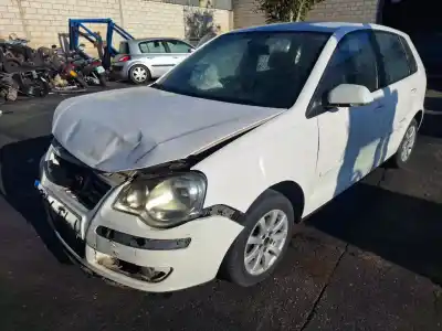 Vehicul casat volkswagen polo (9n3) advance al anului 0 alimentat 