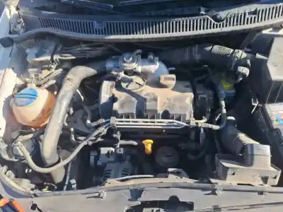 Sloopvoertuig volkswagen polo (9n3) advance van het jaar 0 aangedreven 