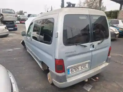 Vehicul casat peugeot partner (s2) combi pro al anului 0 alimentat 