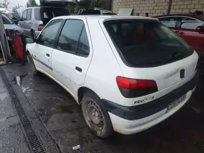 Vehicul casat peugeot 306 berlina 3/4/5 puertas (s2) boulebard al anului 0 alimentat 