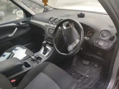 Veículo de Sucata ford galaxy (ca1) titanium do ano 2012 alimentado ufwa