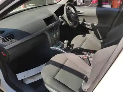 Veículo de Sucata opel astra h berlina edition do ano 2007 alimentado z17dth