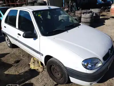 Scrapping Vehicle citroen saxo 1.1 seduction of the year 2002 powered hfxtu1jp