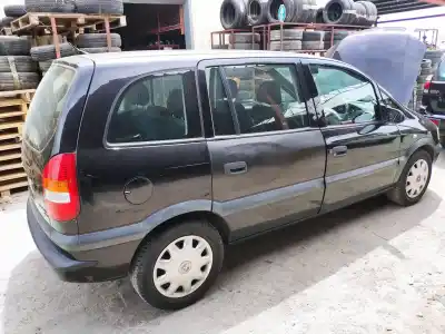 Véhicule à la ferraille opel zafira a elegance de l'année 2002 alimenté z18xe