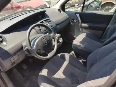 Veicolo di demolizione renault scenic ii grand confort expression dell'anno 2005 alimentato f9q812
