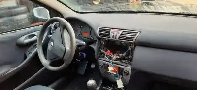 Veículo de Sucata fiat stilo (192) 1.4 do ano 2003 alimentado 843a1000