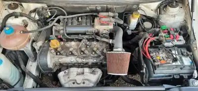 Veículo de Sucata fiat stilo (192) 1.4 do ano 2003 alimentado 843a1000