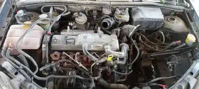 Vehicul casat ford focus berlina (cak) ghia al anului 1998 alimentat c9db