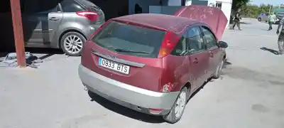 Vehicul casat ford focus berlina (cak) ghia al anului 1998 alimentat 