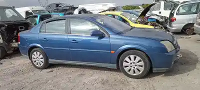 Veicolo di demolizione OPEL VECTRA C BERLINA Club dell'anno 2002 alimentato Y22DTR