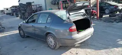 Veículo de Sucata seat toledo (1m2) signo do ano 1999 alimentado aus