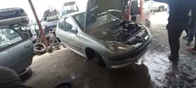 Scrapping Vehicle PEUGEOT 206 BERLINA X-Line of the year 1998 powered WJZ