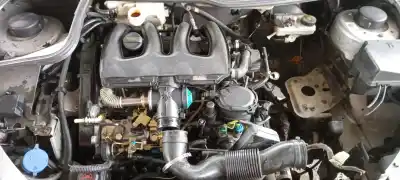 Veículo de Sucata peugeot 206 berlina x-line do ano 1998 alimentado wjz