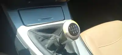 Veículo de Sucata bmw serie 3 berlina (e90) 318d do ano 2004 alimentado m47n204d4