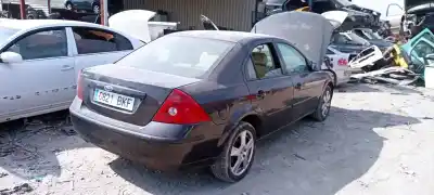 Veículo de Sucata FORD MONDEO BERLINA (GE) Futura (D) do ano 2000 alimentado CHBA