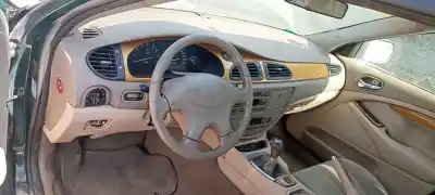 Sloopvoertuig jaguar s-type 3.0 v6 24v cat van het jaar 2000 aangedreven ajv6